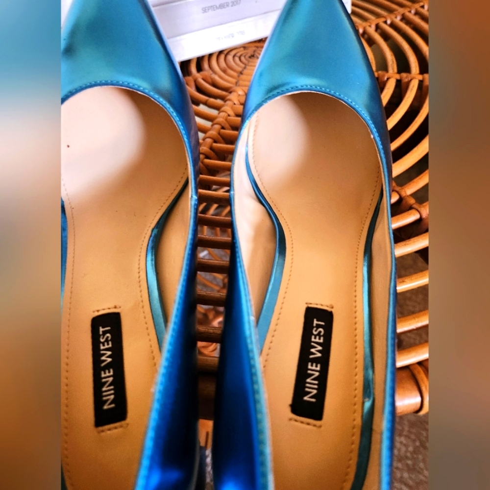 Nine West Blue Metallic Heels - Picture 5 of 11